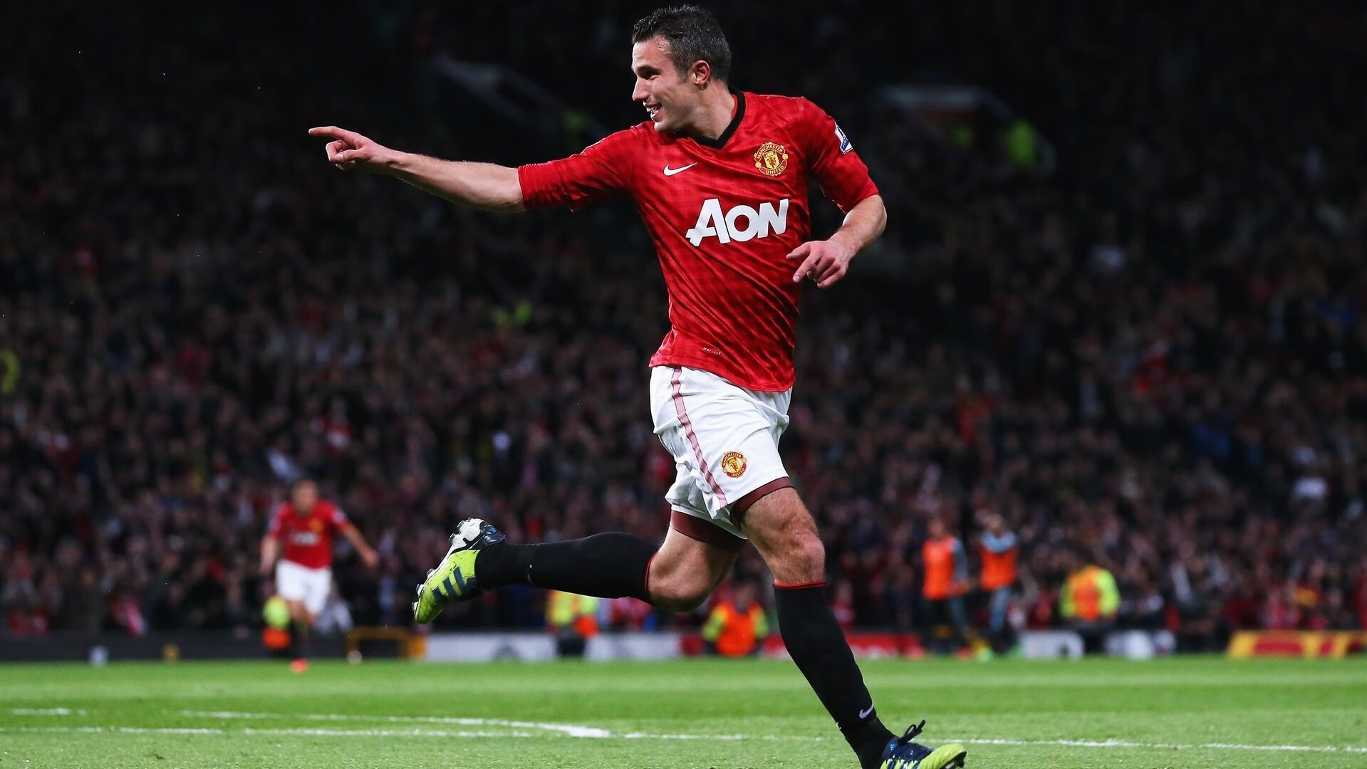 骑士通过VR系统重现关键比赛片段提升判断力，骑士体验